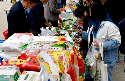 南工大食堂開設‘消費扶貧’窗口，酒業(yè)助力脫貧攻堅